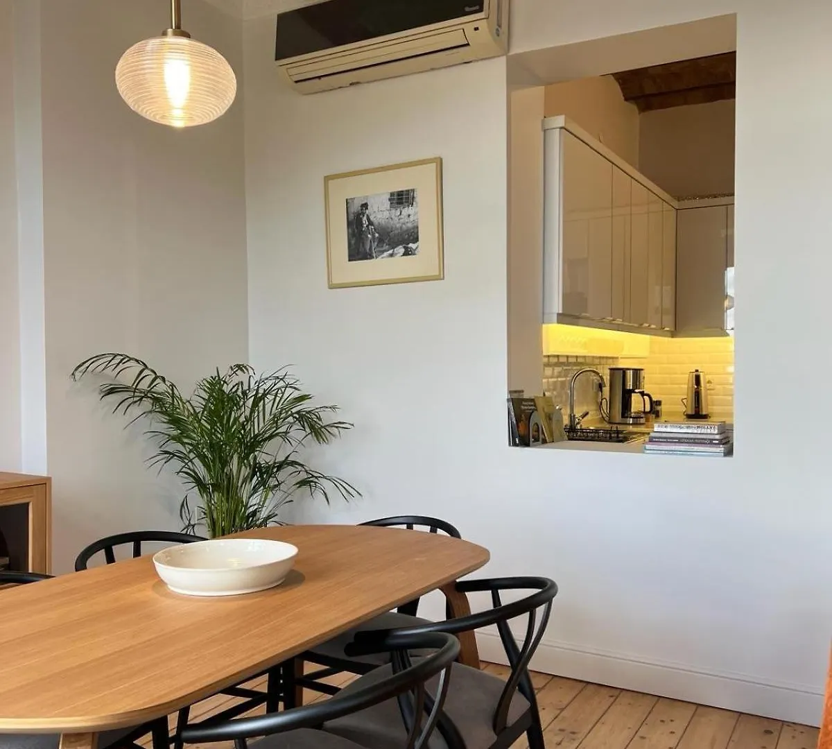 Comfortable And Peaceful Apartment For Family In Beyoglu Istanbul