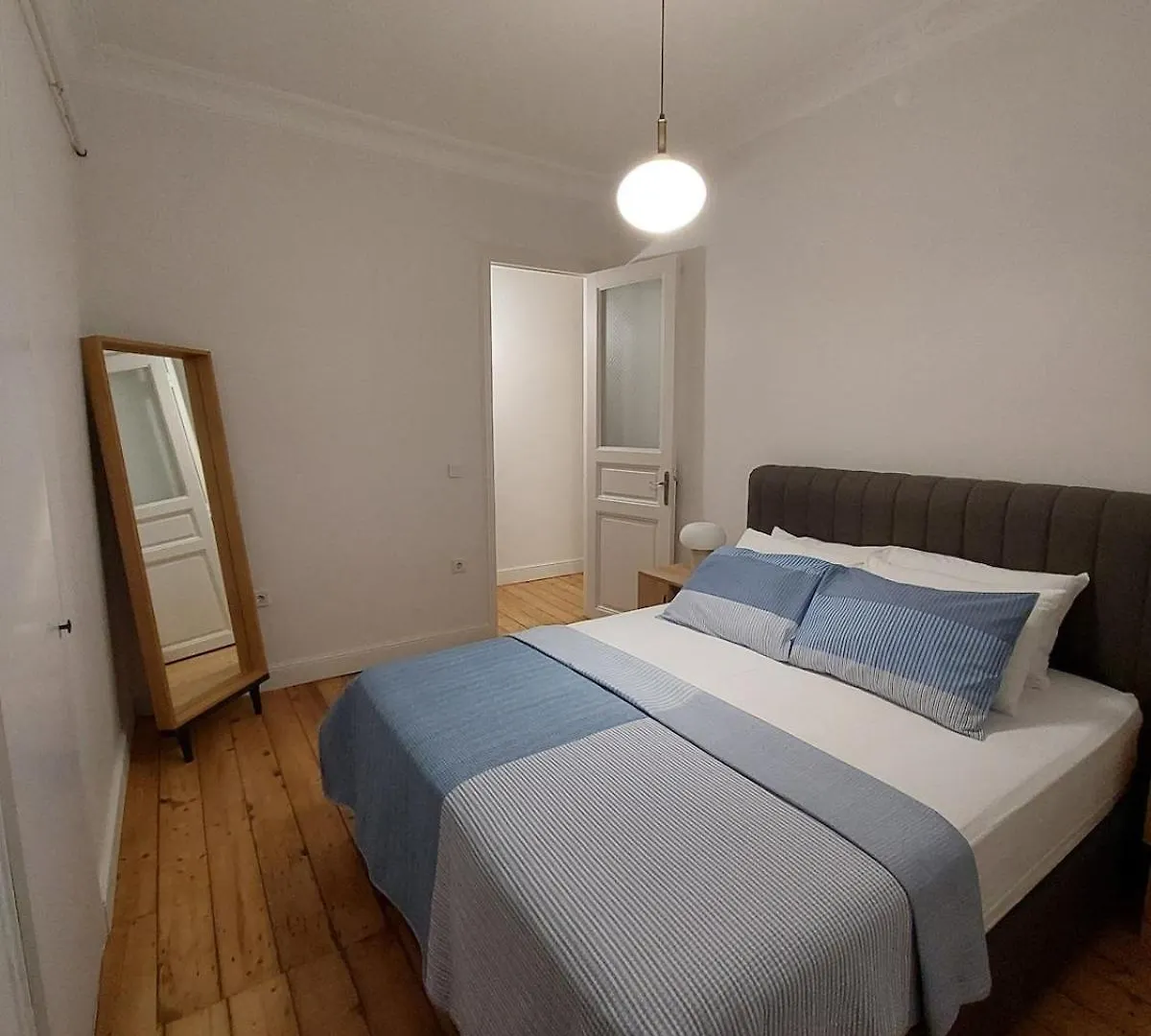 Comfortable And Peaceful Apartment For Family In Beyoglu Istanbul 0*,